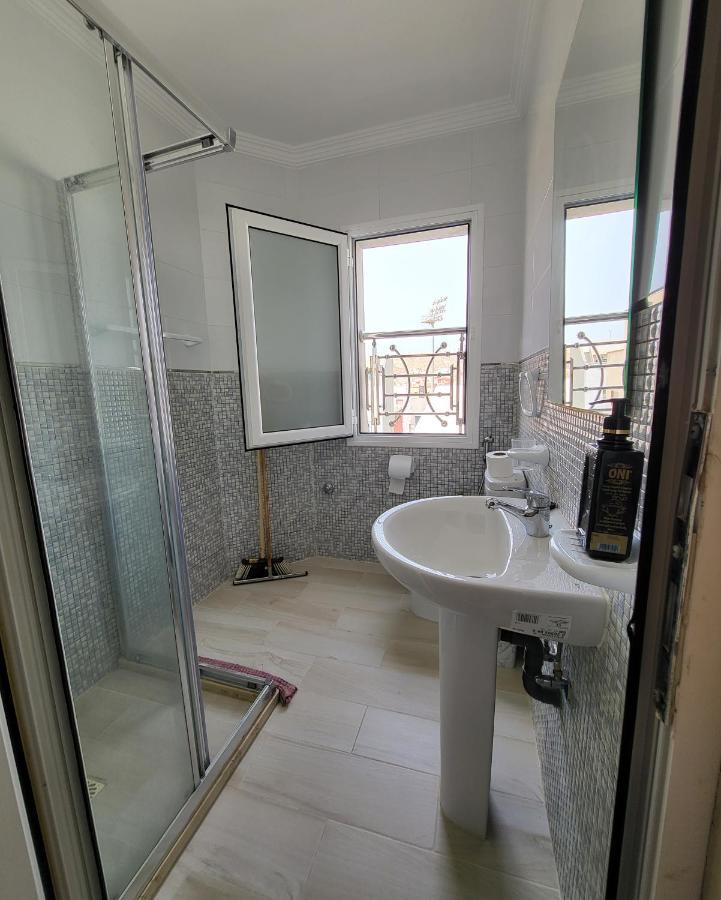 Residence De Luxe Al Manzah Эль-Хосейма Экстерьер фото